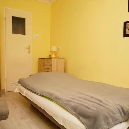 Goscinne Roza Wiatrow Πανσιόν Ούστκα