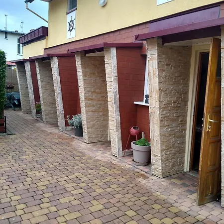 Goscinne Roza Wiatrow Ούστκα